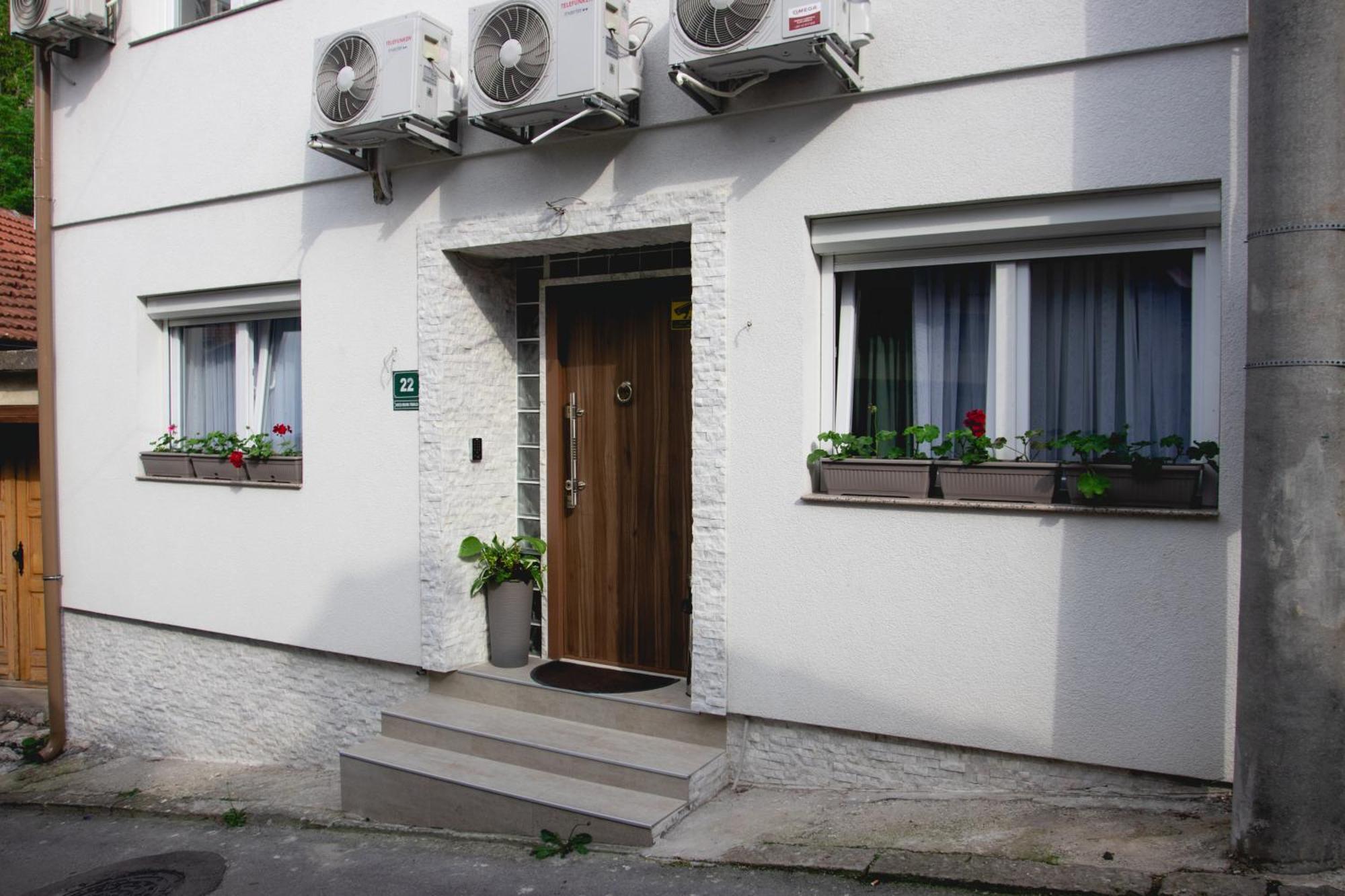 Apartments Han 2 Sarajevo Exterior photo